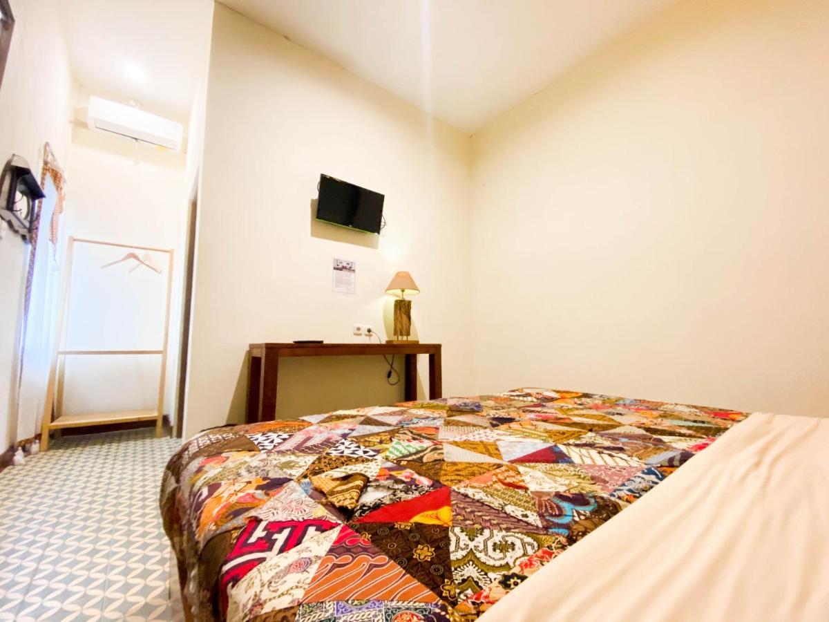 Hinggil Homestay Syariah Malioboro Yogya Mitra Reddoorz Jogjacarta Exterior foto