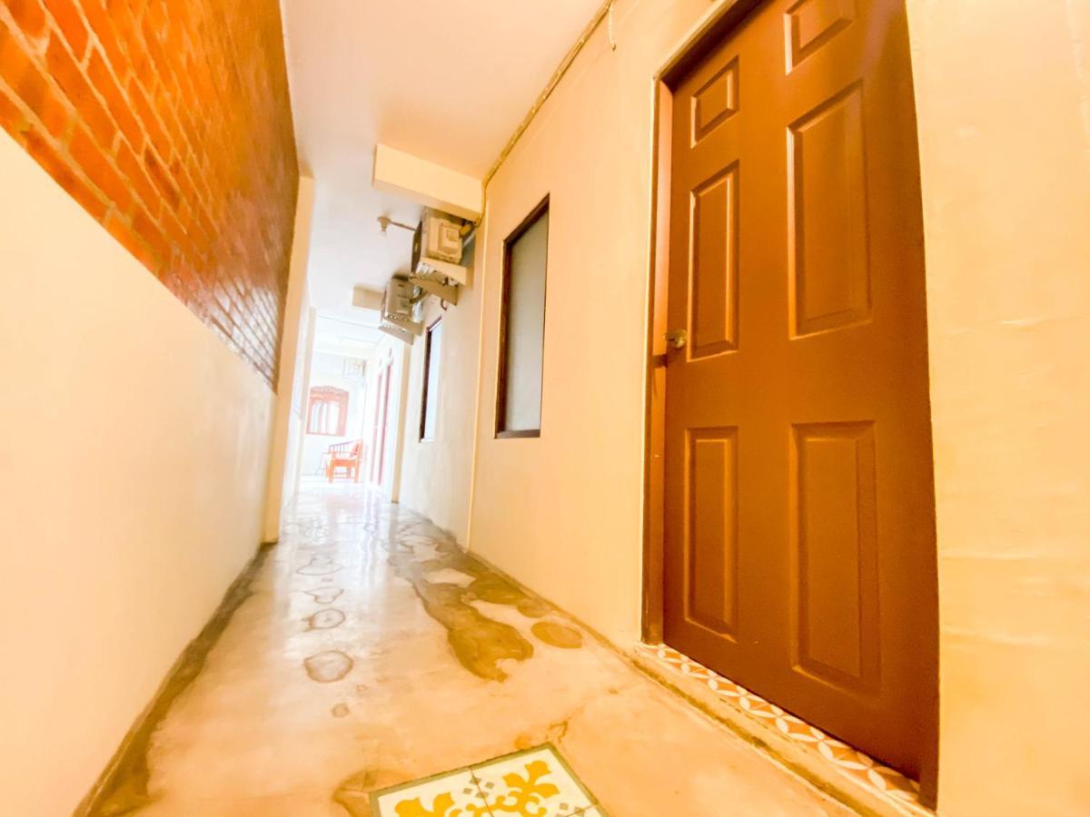 Hinggil Homestay Syariah Malioboro Yogya Mitra Reddoorz Jogjacarta Exterior foto
