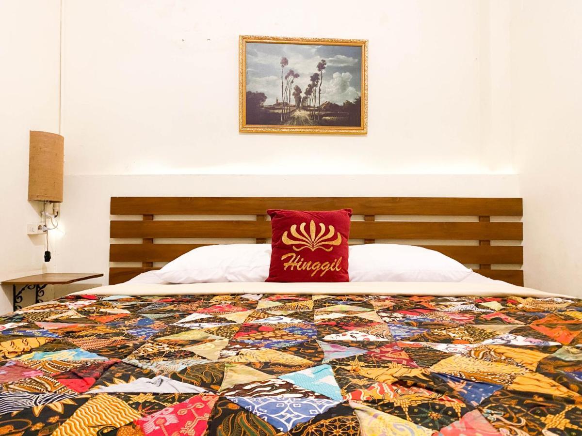 Hinggil Homestay Syariah Malioboro Yogya Mitra Reddoorz Jogjacarta Exterior foto