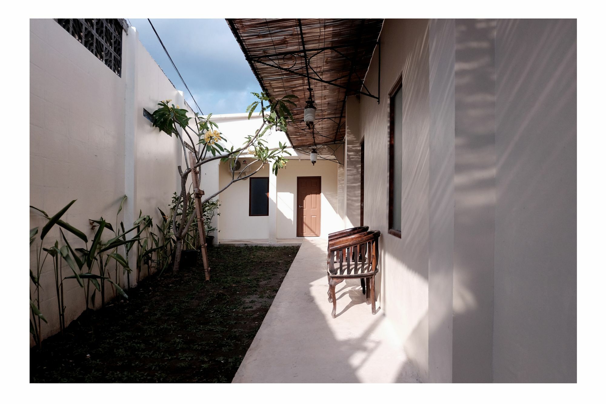Hinggil Homestay Syariah Malioboro Yogya Mitra Reddoorz Jogjacarta Exterior foto