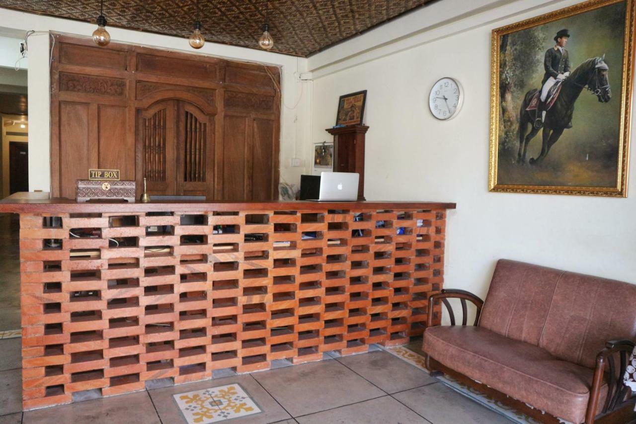 Hinggil Homestay Syariah Malioboro Yogya Mitra Reddoorz Jogjacarta Exterior foto