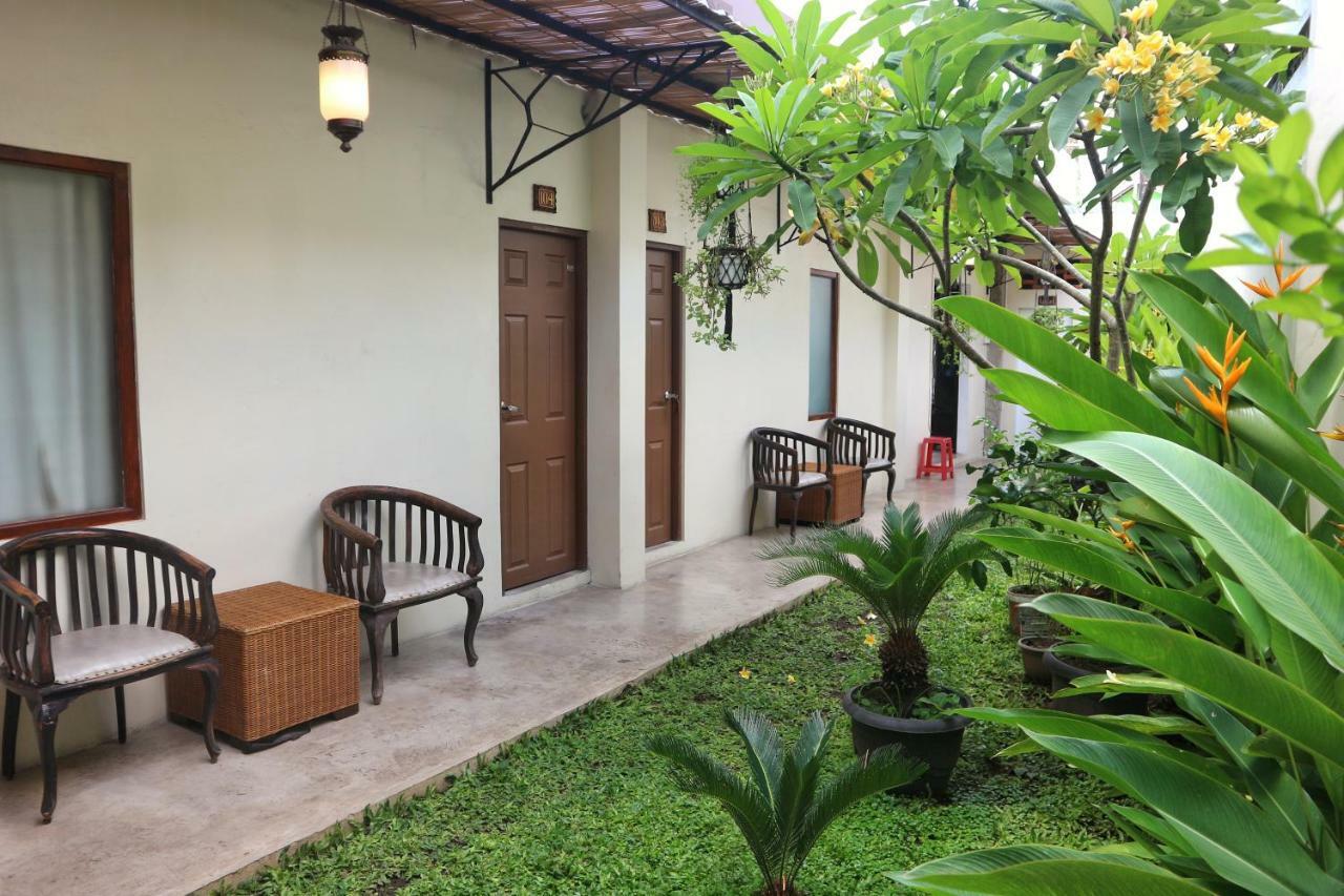 Hinggil Homestay Syariah Malioboro Yogya Mitra Reddoorz Jogjacarta Exterior foto